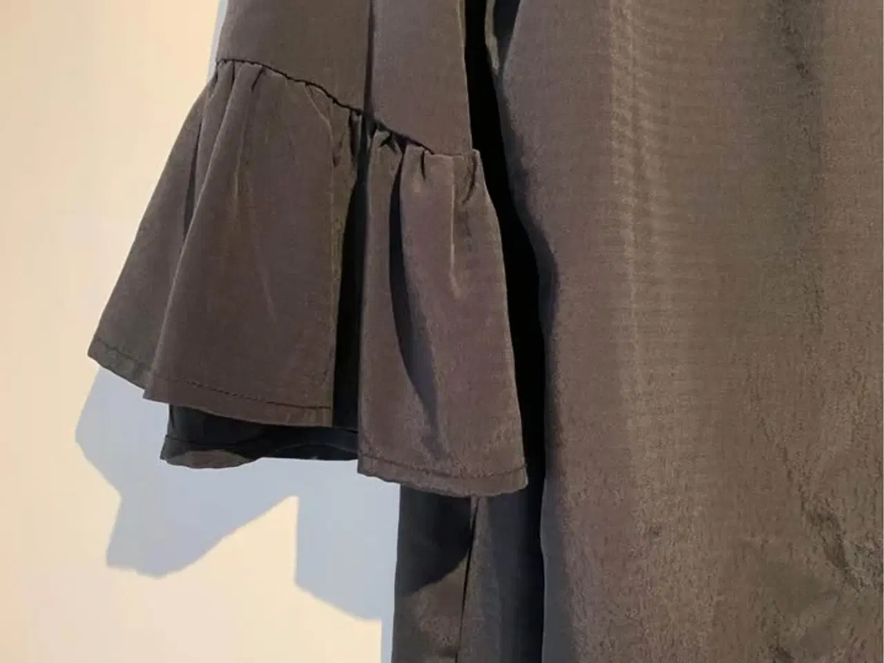 Billede 2 - CS#15 by Cashott slå-om bluse - Str. 38