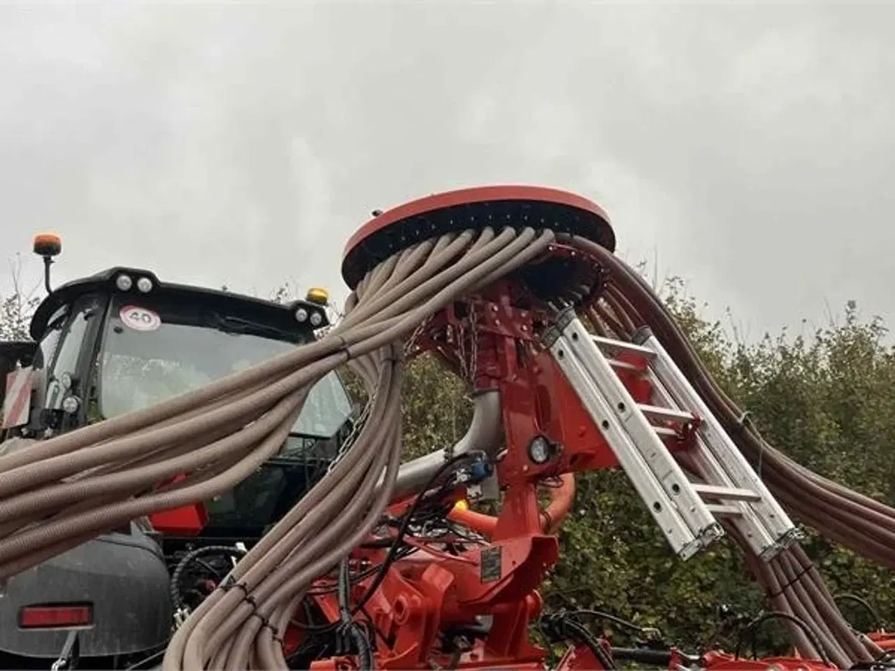 Billede 20 - Kuhn HR6040 med såmaskine  Med dobbelt kammer fronttank