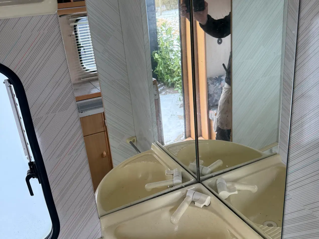 Billede 7 - Ældre Campingvogn – Perfekt til Festival. 
