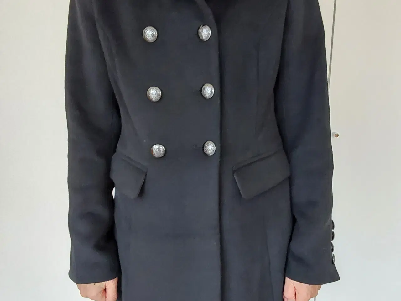 Billede 3 - Elegant sort frakke fra Culture str. 38