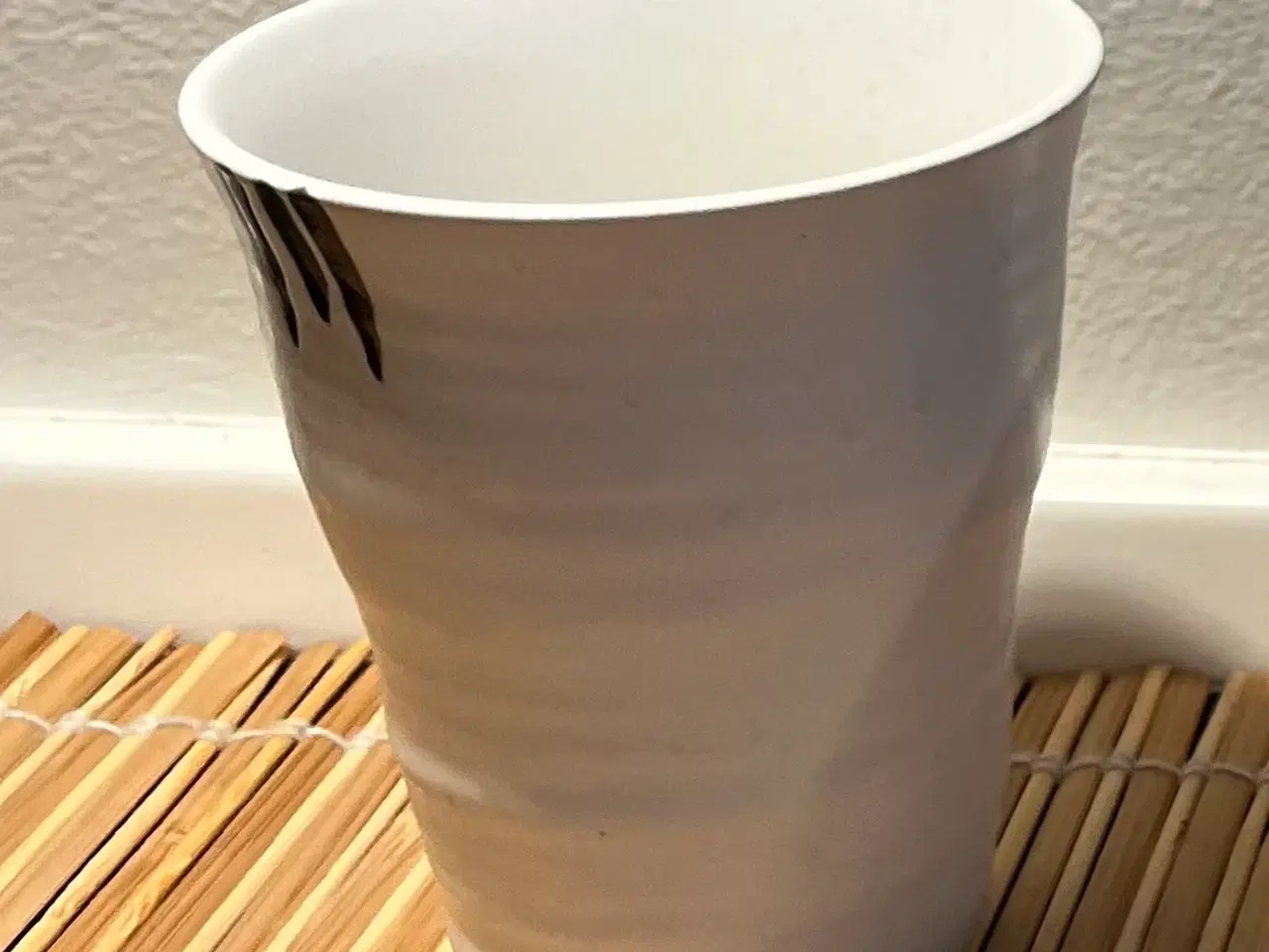 Billede 8 - Et sæt unikke keramikkrus i sort-hvid - 3 stk.