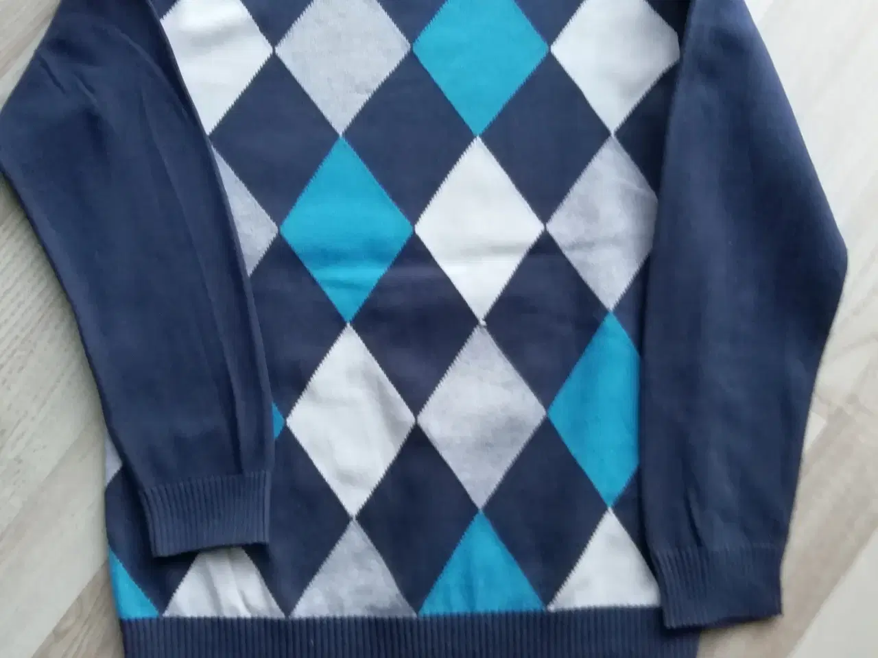Billede 1 - trøje og cardigang str. 146-152 H&M