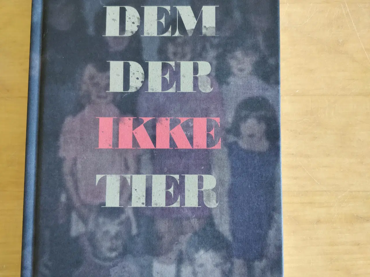 Billede 1 - Dem der ikke tier, Peter Øvig