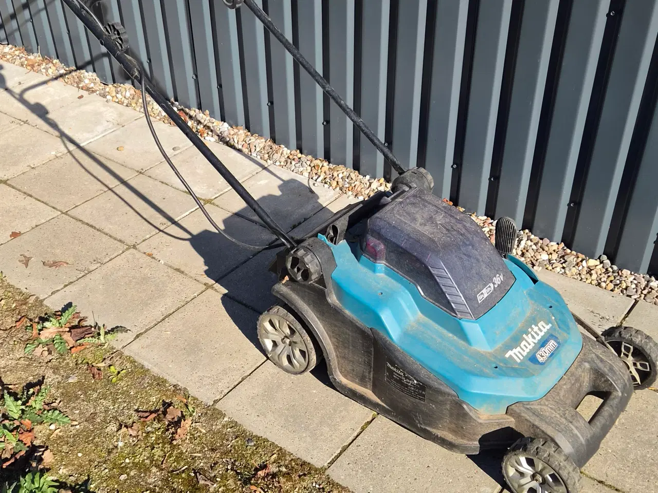 Billede 1 - Makita batteri plæneklipper 