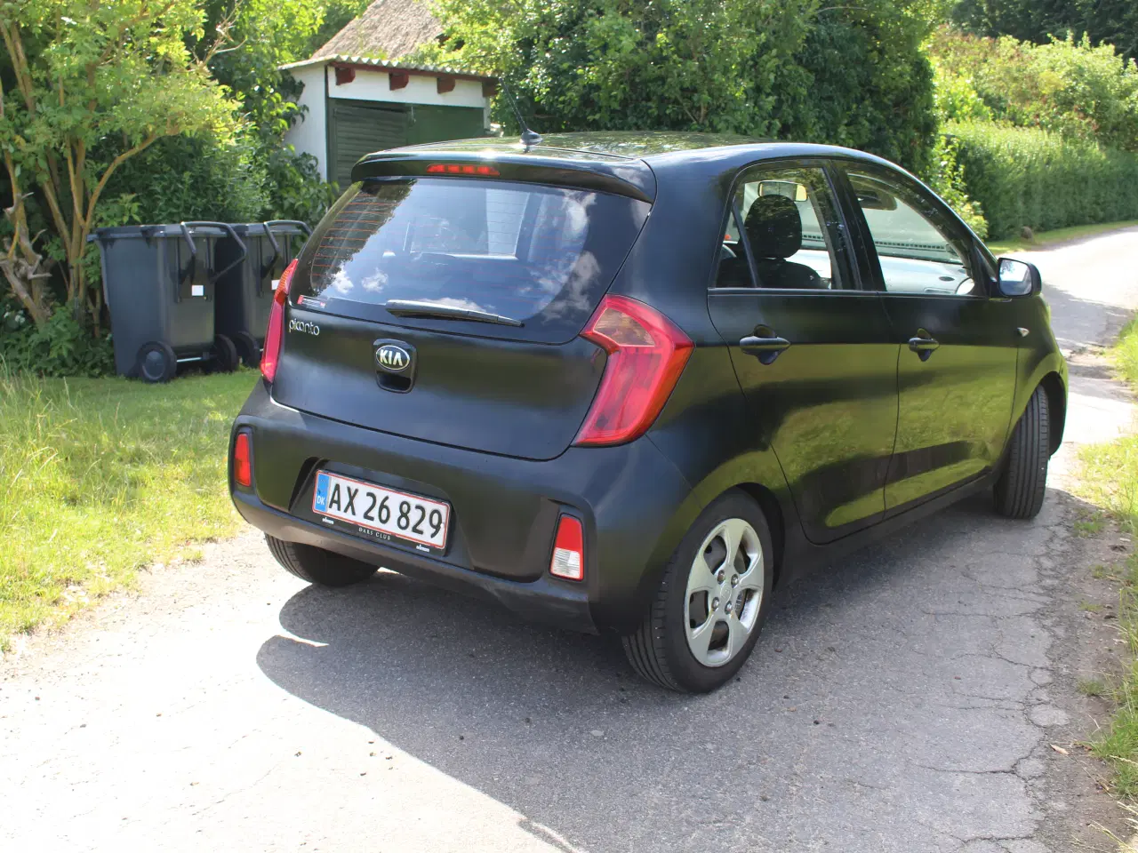 Billede 9 - Kia Picanto sort 5 dørs 