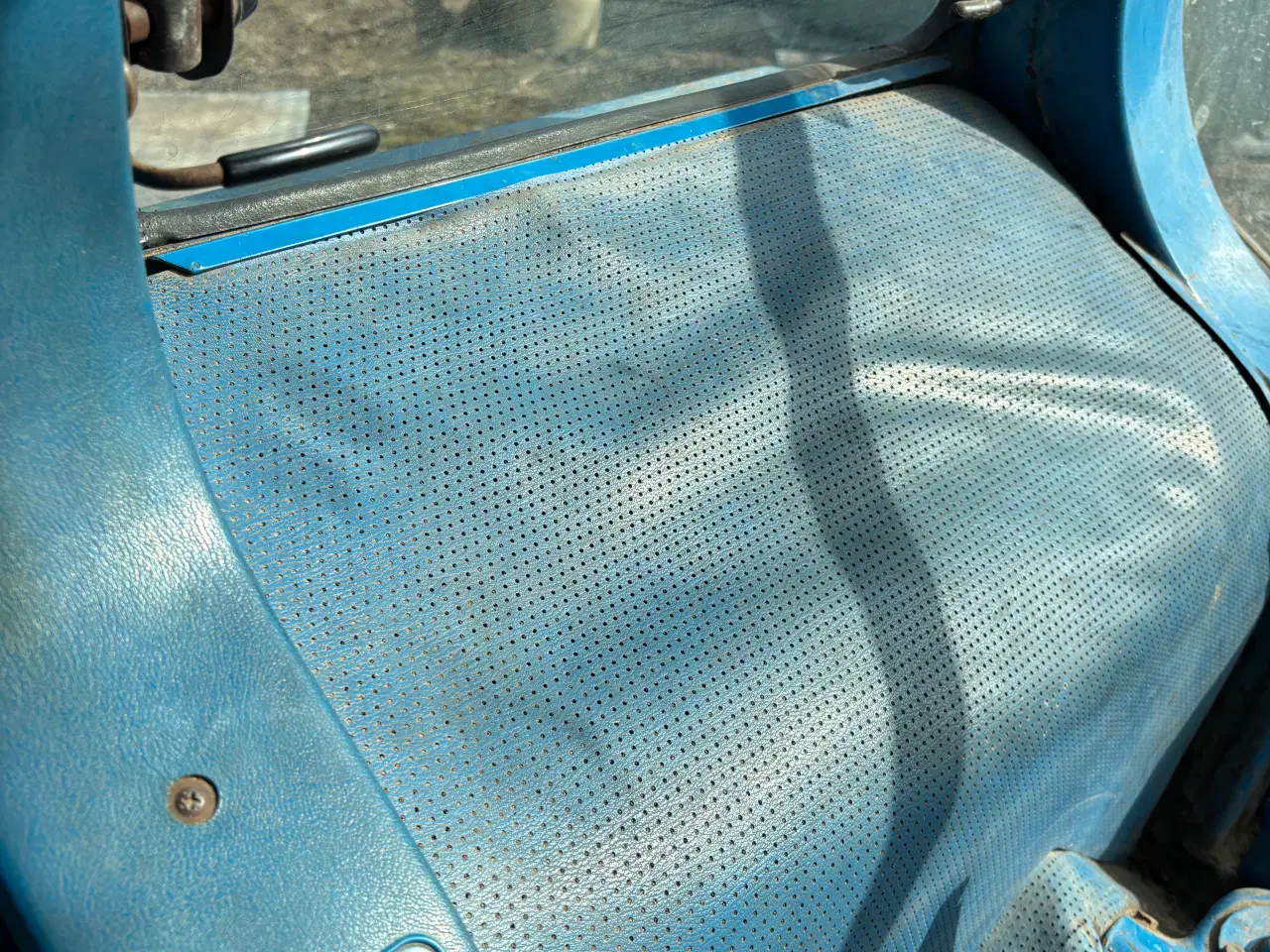 Billede 14 - Ford 6610 med næsten ny frontlæsser