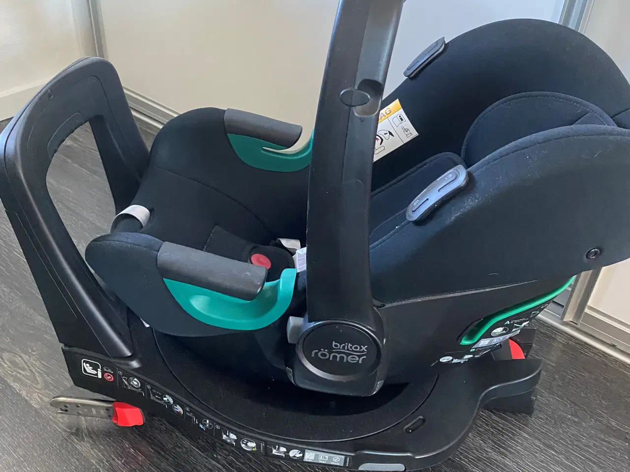 Billede 1 - Autostol Britax Römer 0-15 mdr. med Flex base