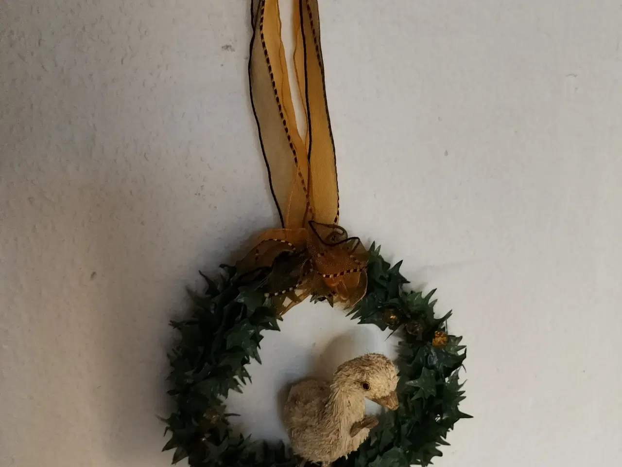 Billede 1 - Påskepynt retro ophængs krans med kylling