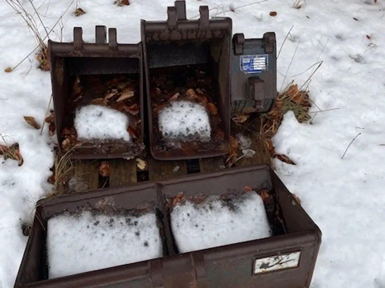 Billede 1 - forskellige skovle til minigraver med beco skifte