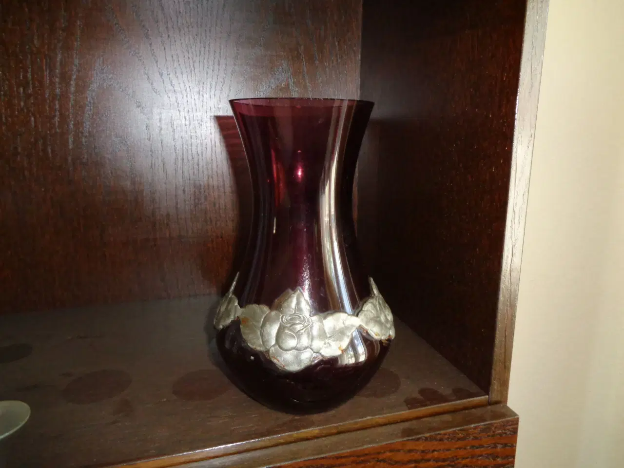 Billede 1 - vase lilla med tin