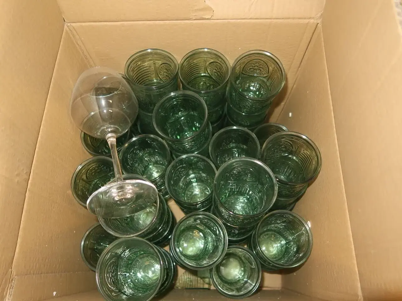 Billede 5 - Div. Glas, Skåle, Tallerkener m.m.