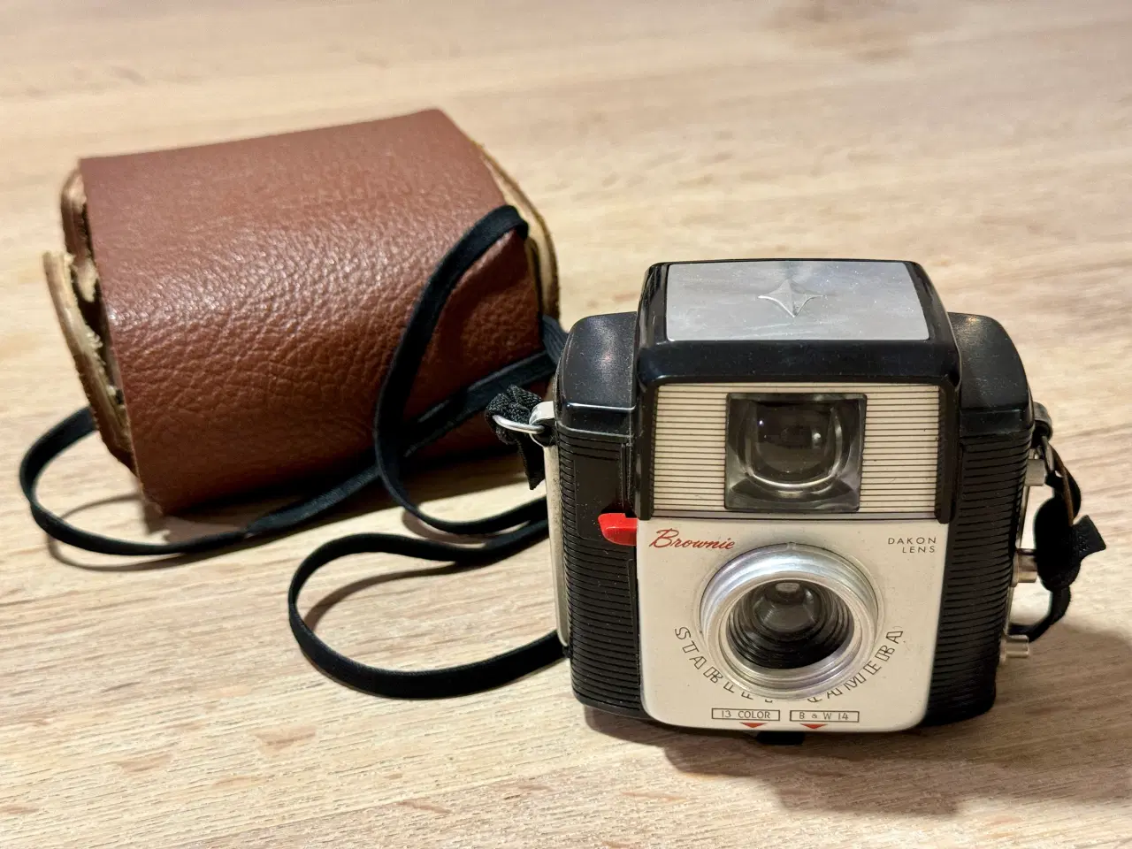 Billede 1 - Kodak Brownie Starlet kamera