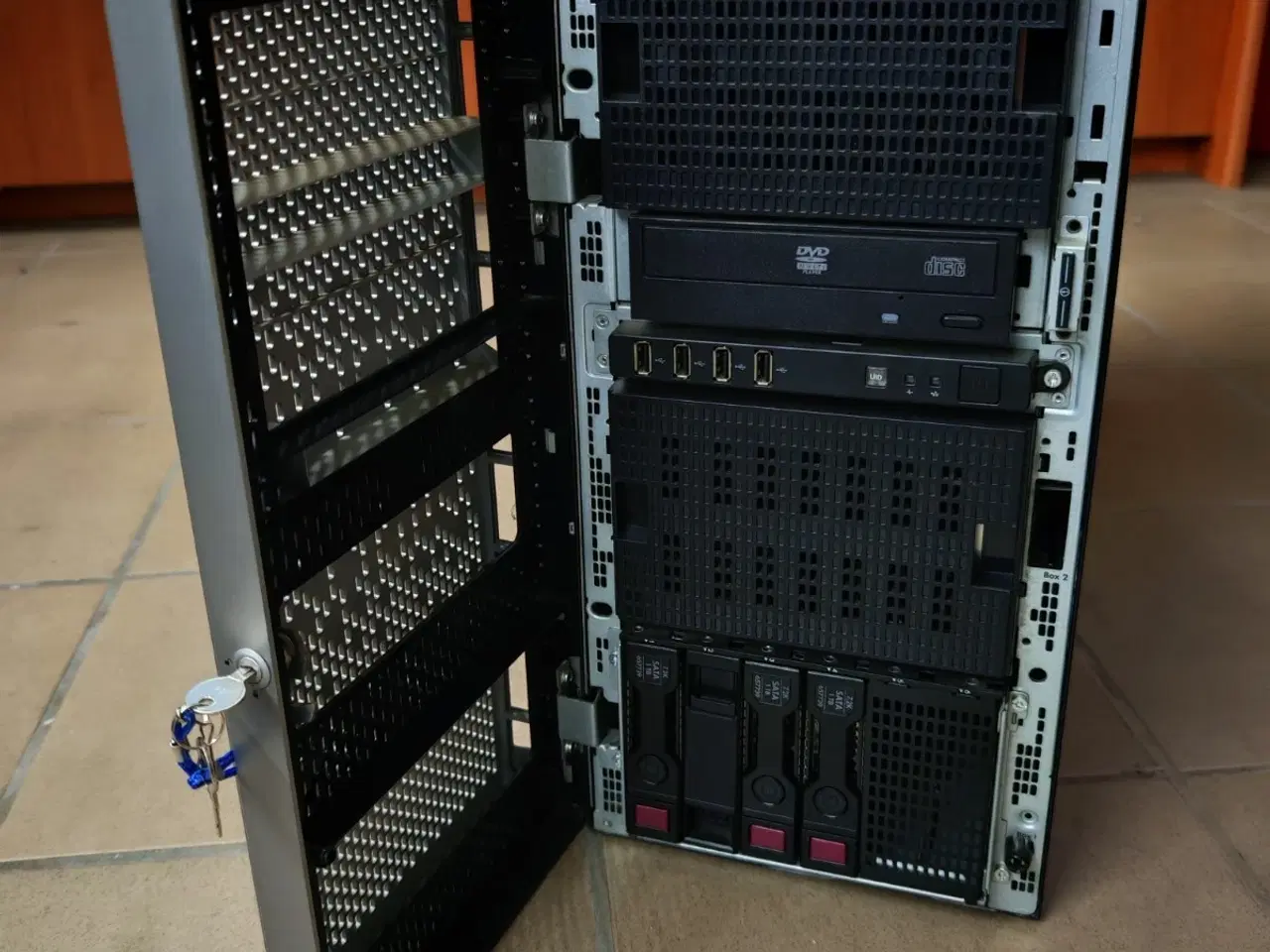 Billede 6 - HP Pro ML350e Gen8 Server/48GB Ram/Intel Xeon 4-C