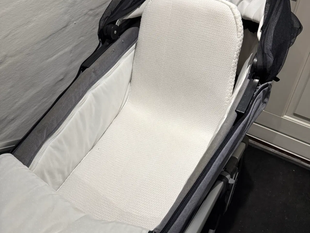 Billede 8 - Emmaljunga NXT90B incl. Klapvognssæde (Kombivogn)