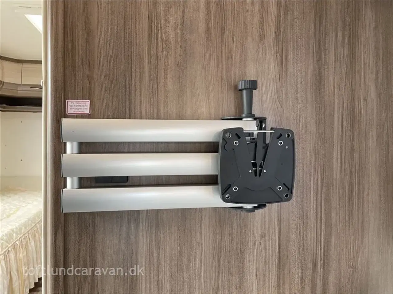 Billede 11 - 2016 - Hobby De Luxe 460 LU   1 EJERS, Populær enkeltsengs-vogn, LAV VÆGT, m/ MOVER+GULVVARME.