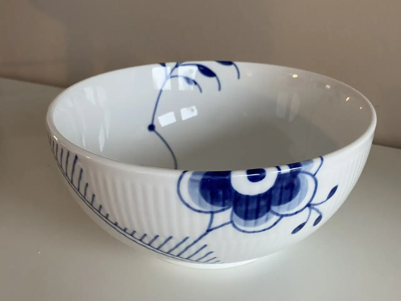 Billede 2 - Royal Copenhagen Mega Mussel skål (18 cm)