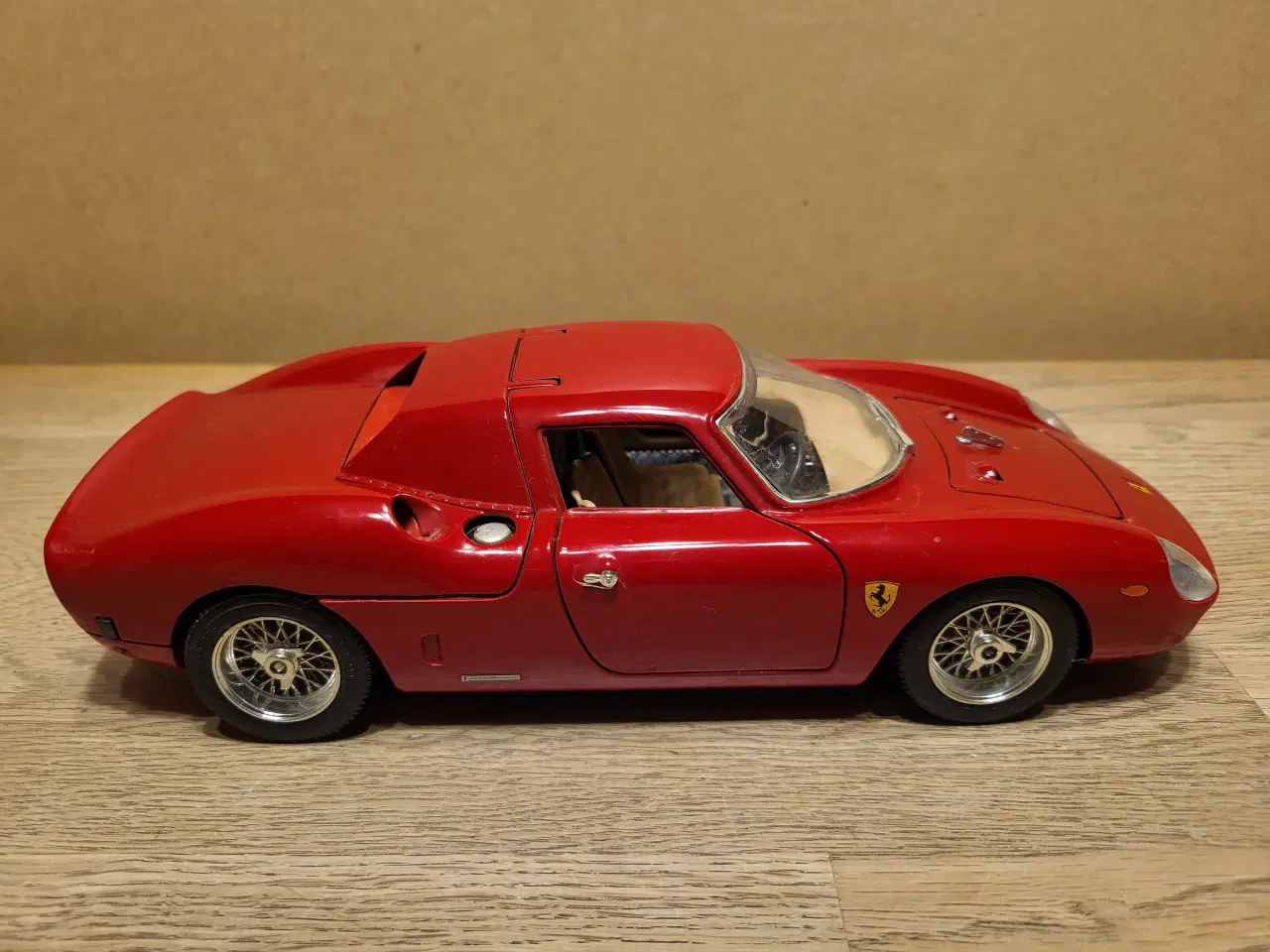 Billede 2 - Modelbil, Ferrari 250 Le 1965, skala 1/18