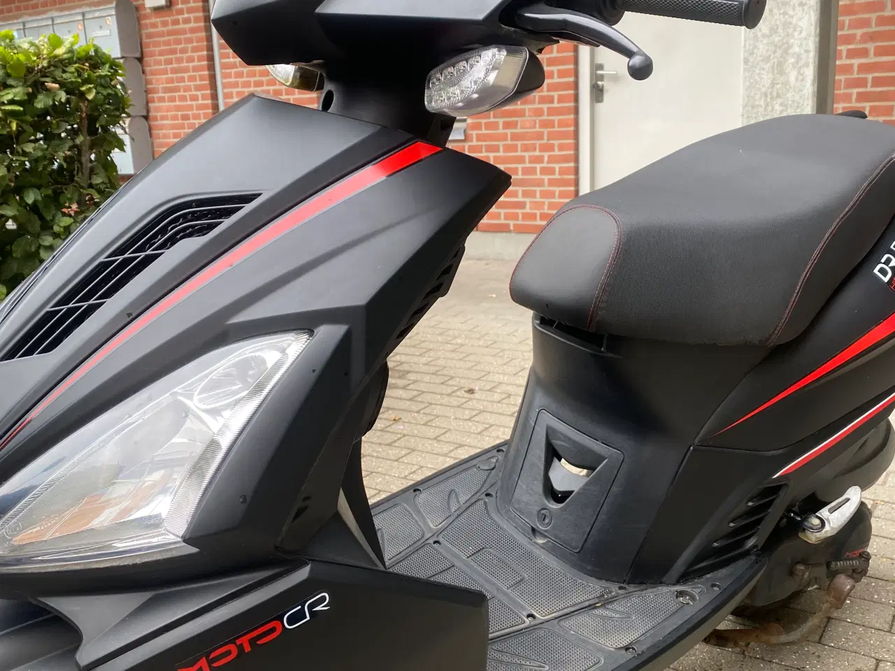 Billede 2 - Scooter. DR.BIG. HIPER 50 4T EFI. 30 km.