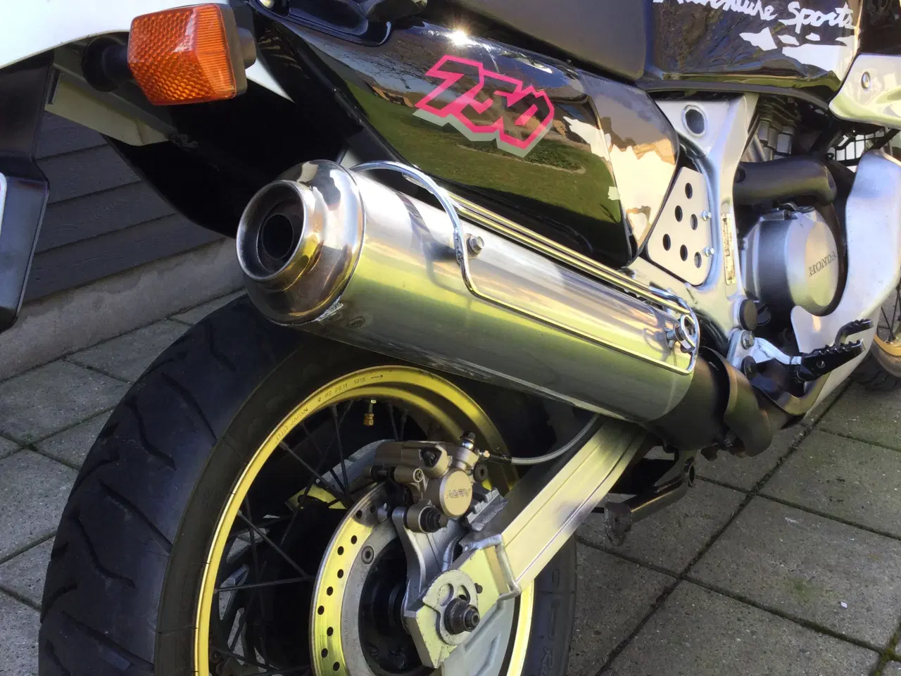 Billede 2 - Honda Africa Twin RD07