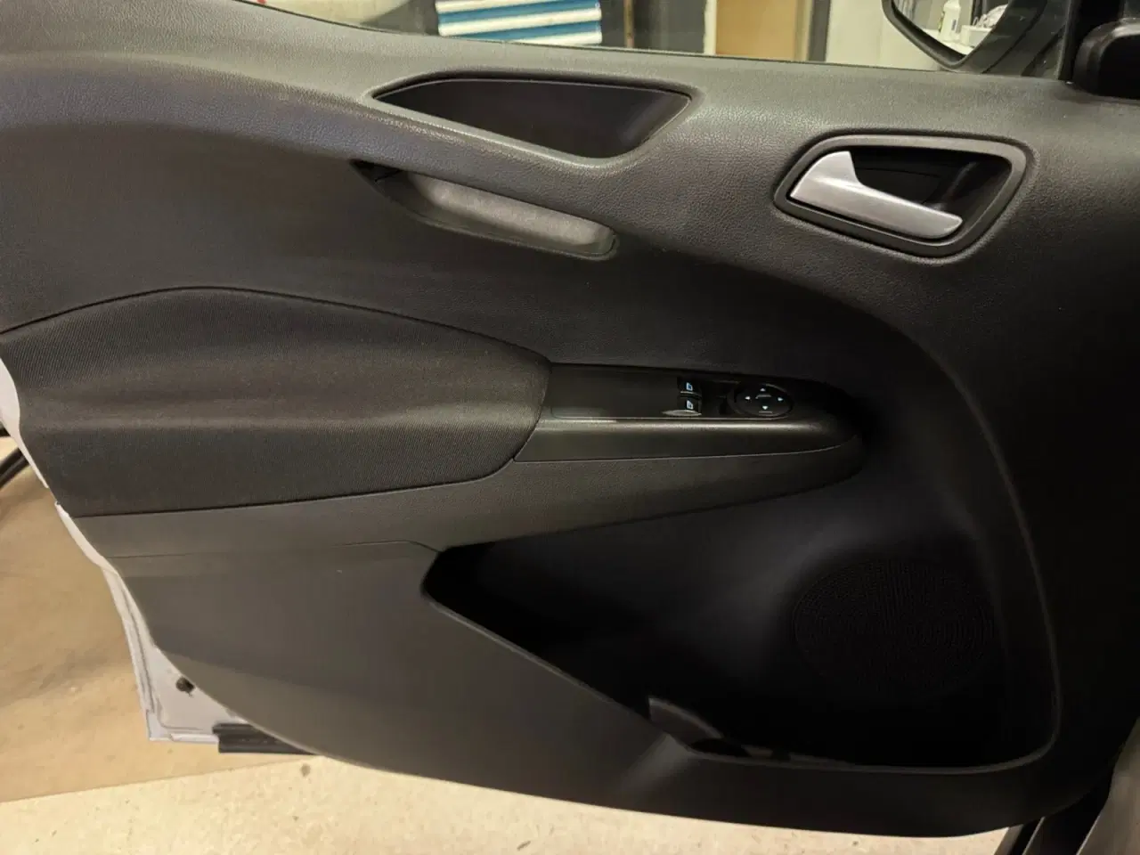 Billede 10 - Ford Transit Courier 1,5 TDCi 75 Ambiente Van