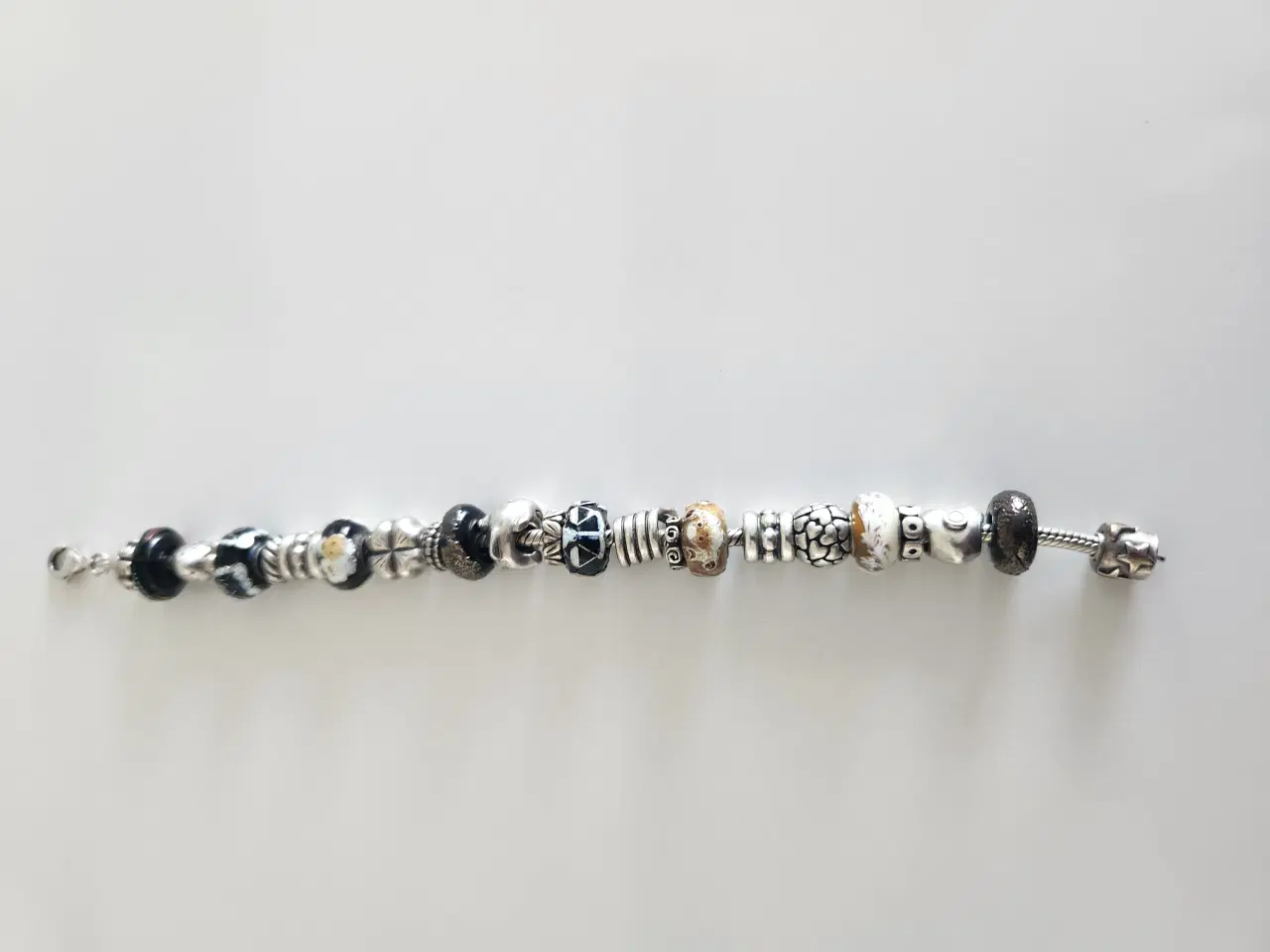 Billede 2 - PANDORA ARMBÅND 19 CM