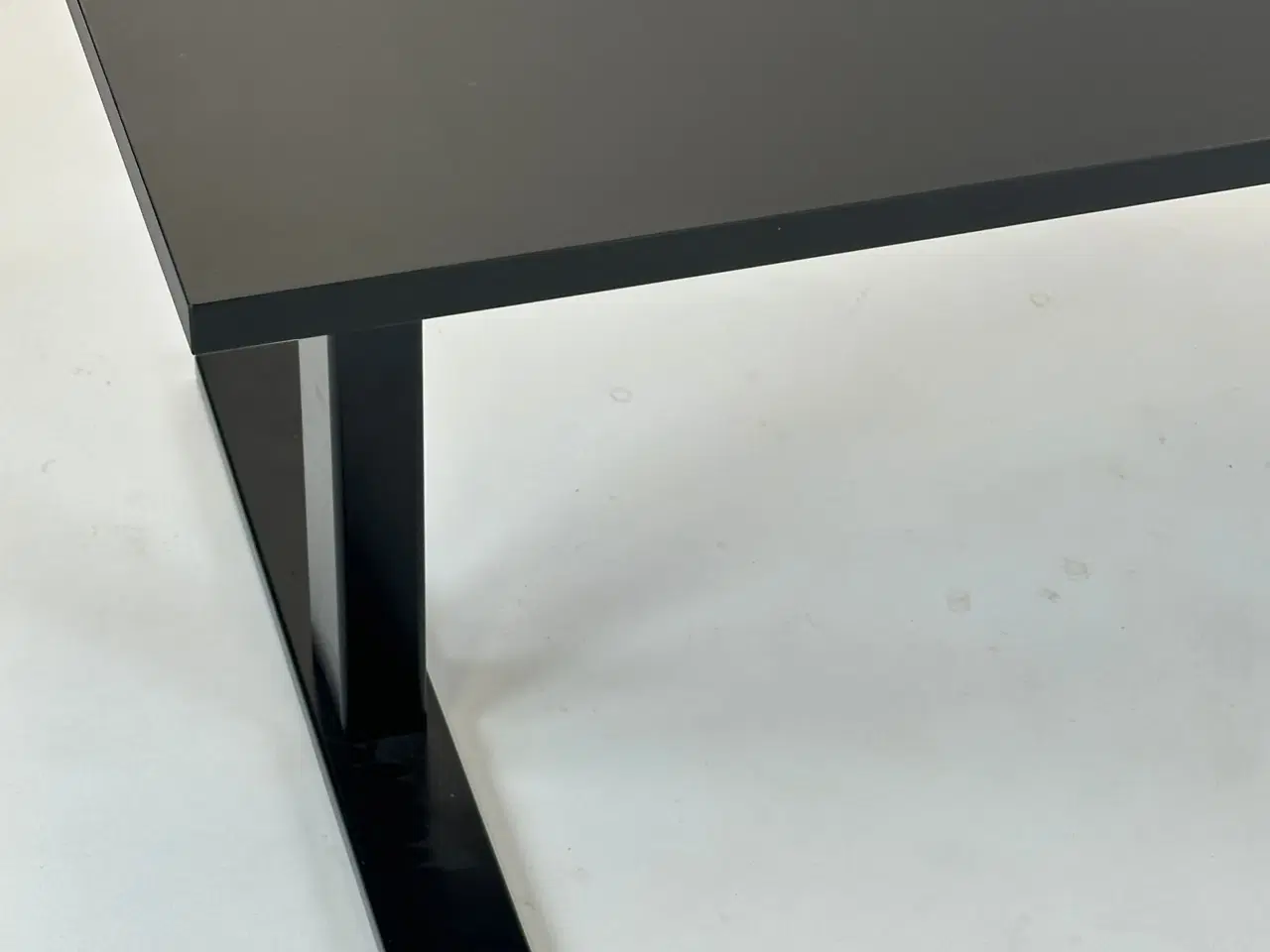 Billede 3 - Hæve/sænkebord 140x80 (m. flex) - Linak