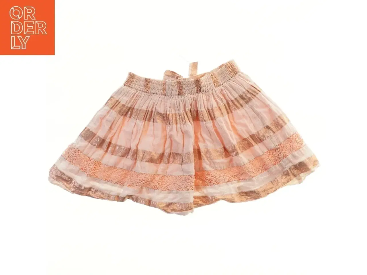 Billede 2 - Piget nederdel med bånd (str. 128)