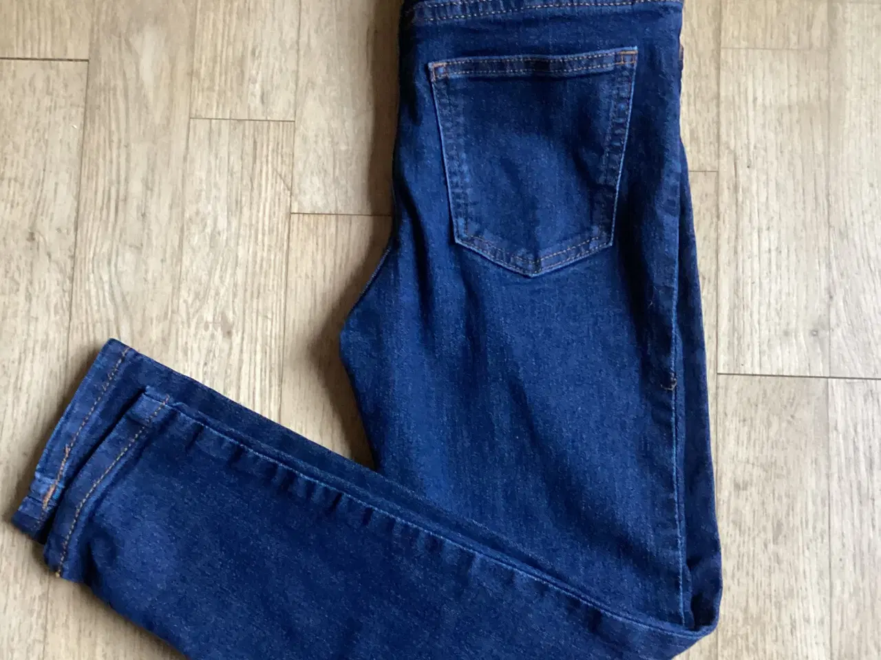 Billede 1 - Mørkeblå denim buks