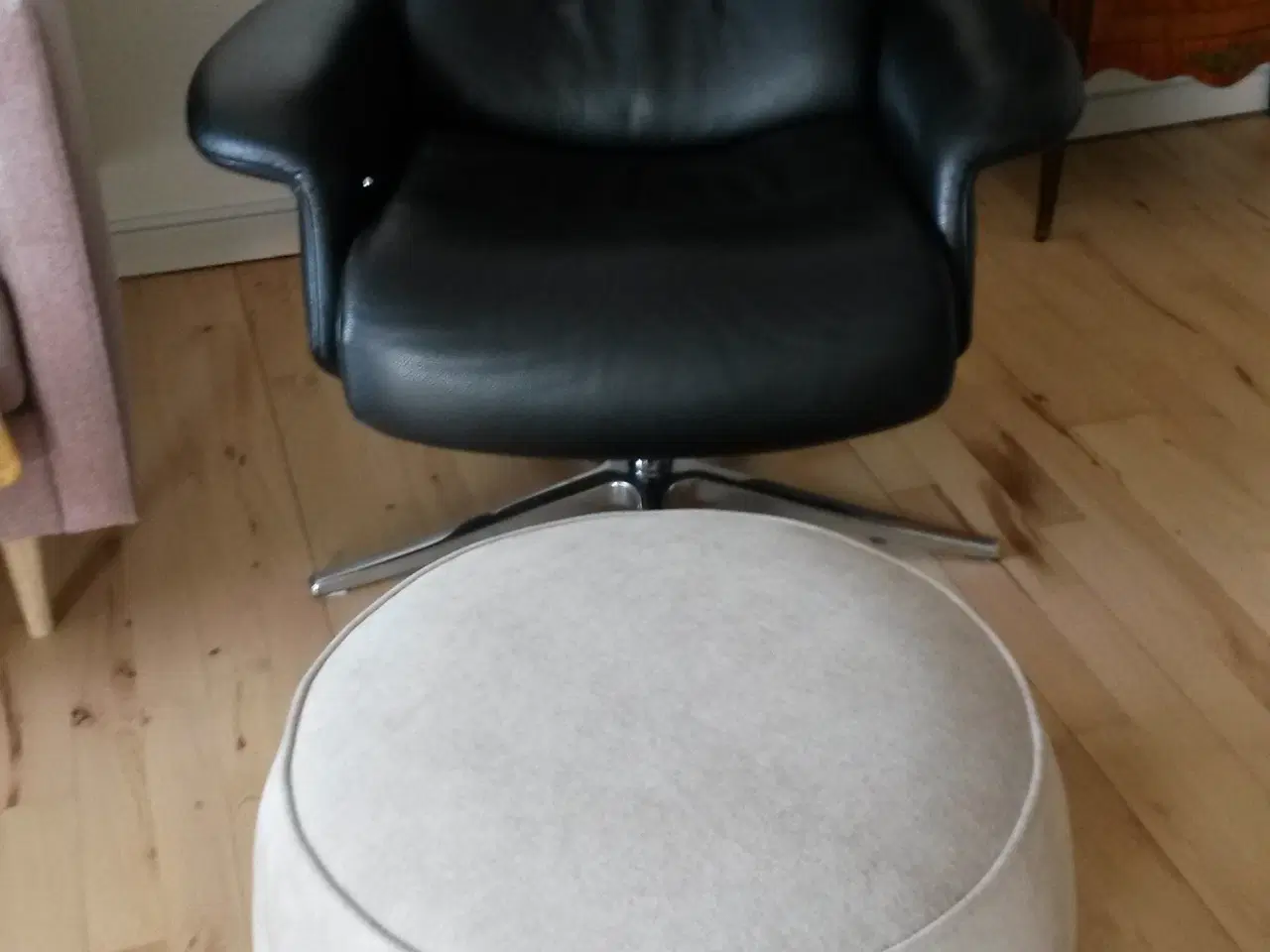 Billede 5 - img 2000 læder stol elite sort læder-sokkel krom