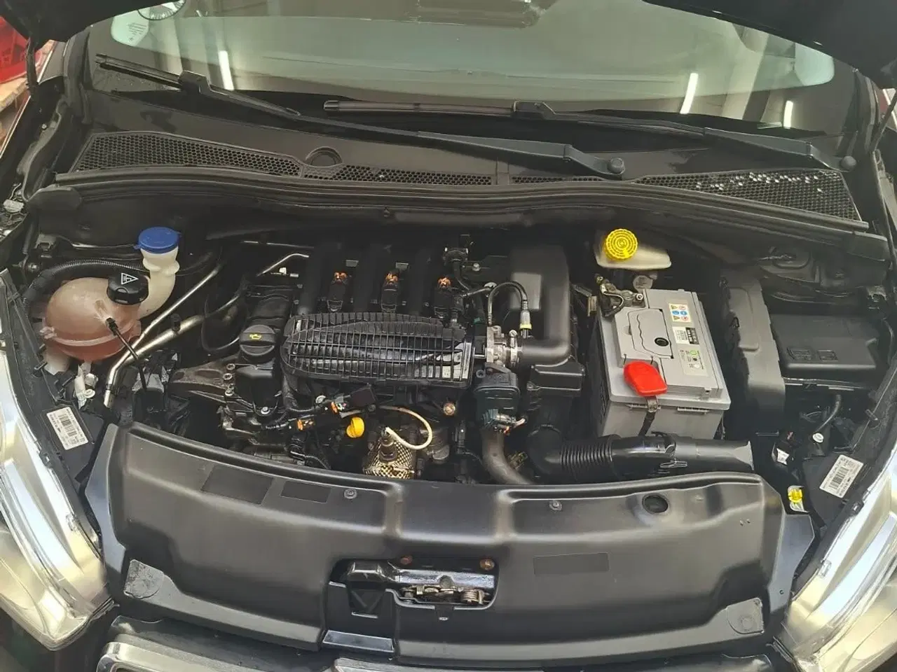 Billede 8 - Peugeot 208 1,2 VTi Allure Sky