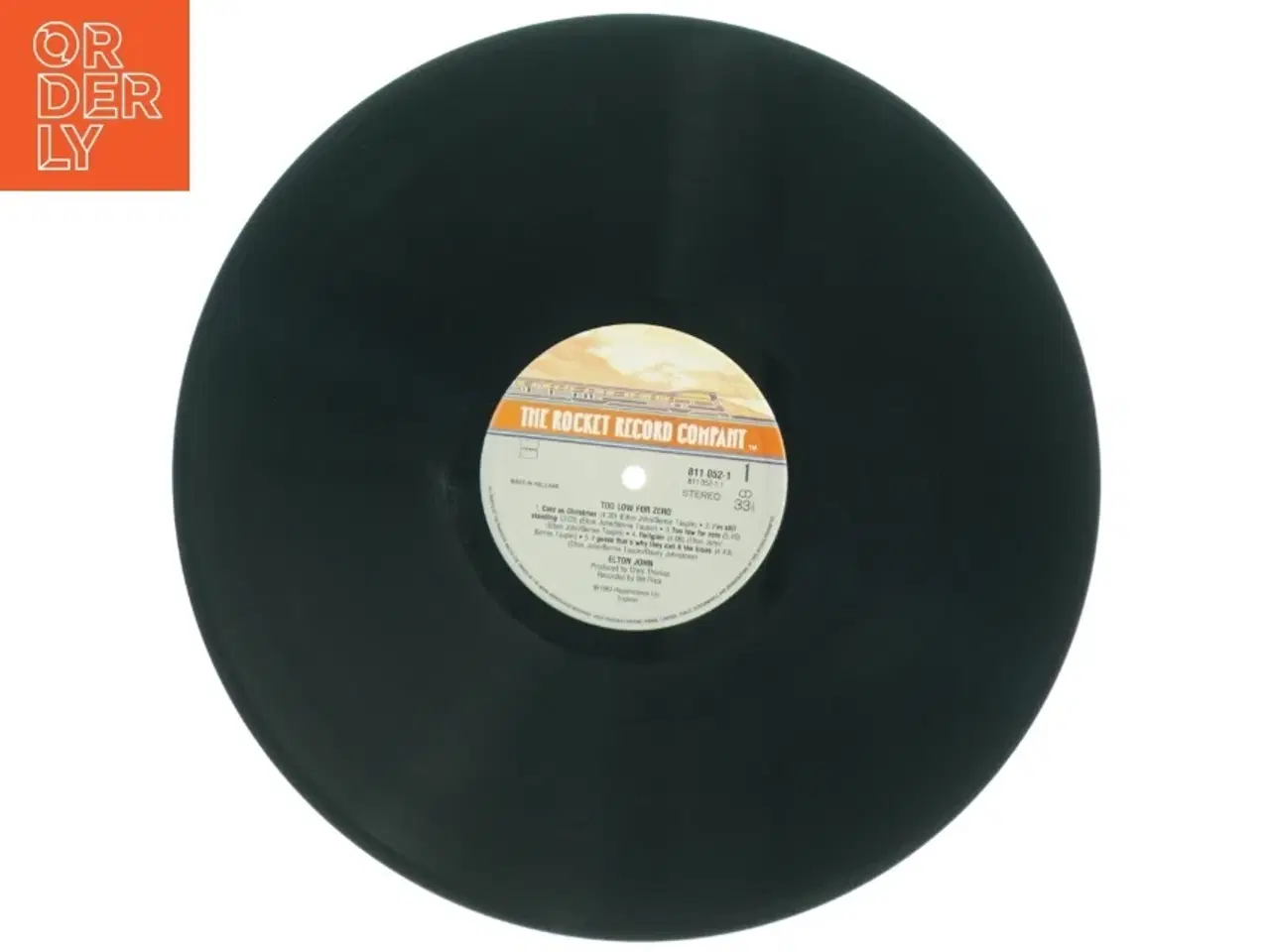 Billede 8 - Elton John - Too Low For Zero LP fra Rocket Record Company (str. 31 x 31 cm)
