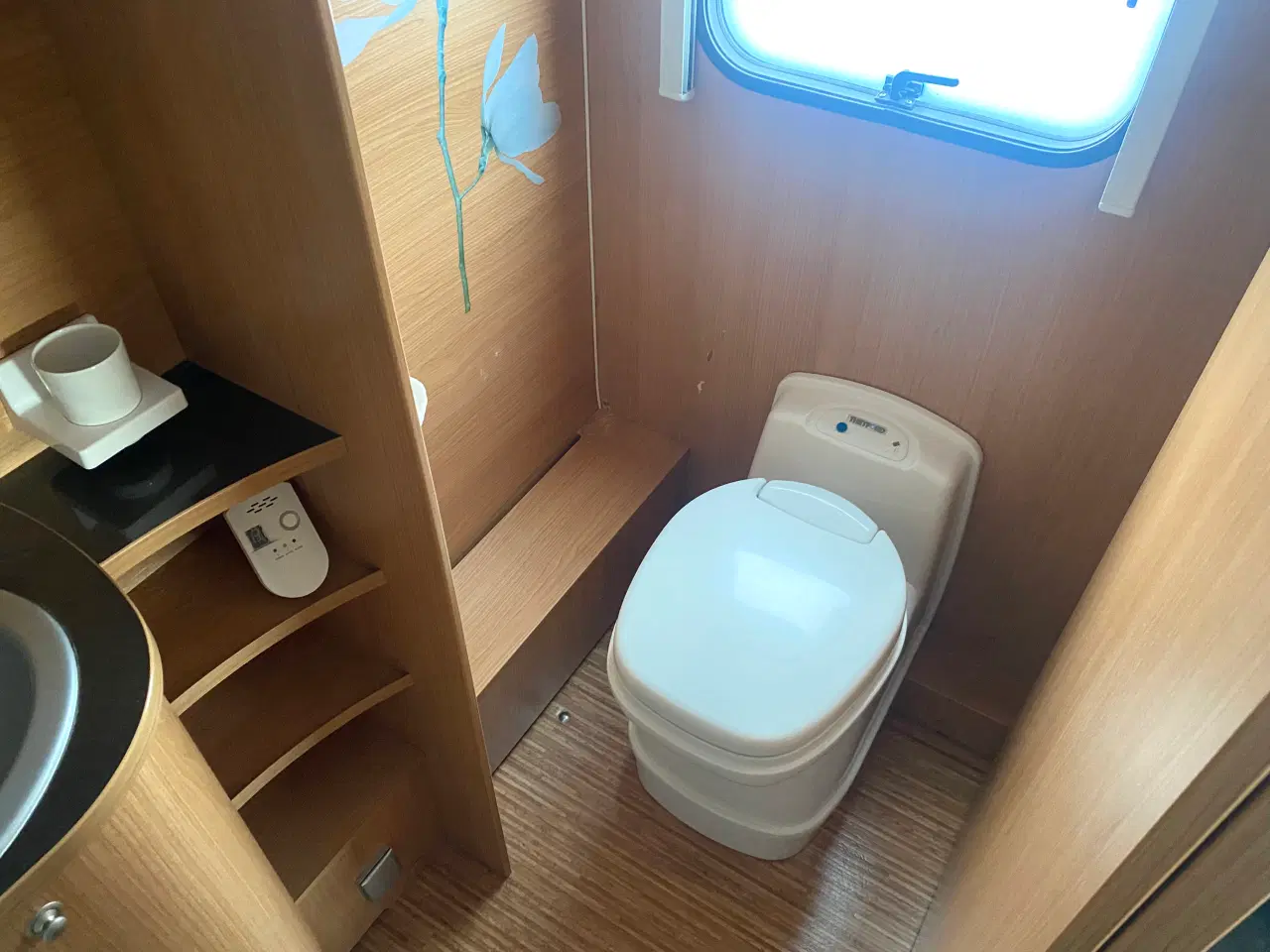 Billede 8 - Adria Adora 613HT - med alt tilbehør