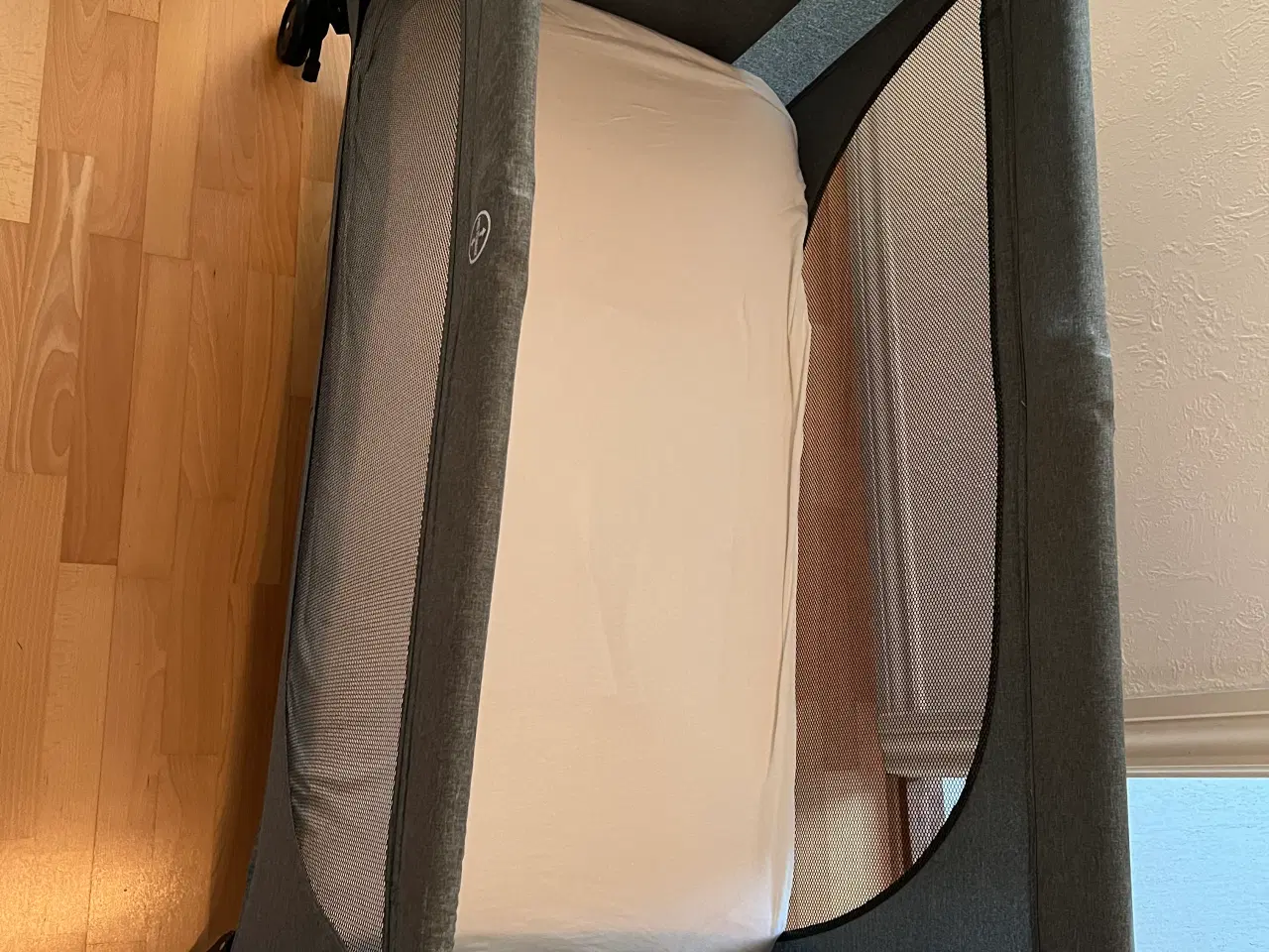 Billede 1 - Weekend seng/ rejseseng