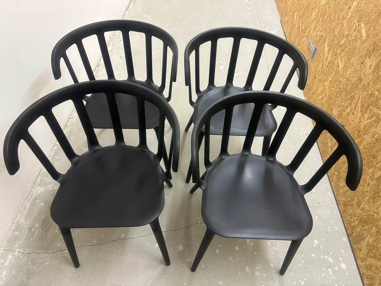 Billede 2 - Spisebord stole 