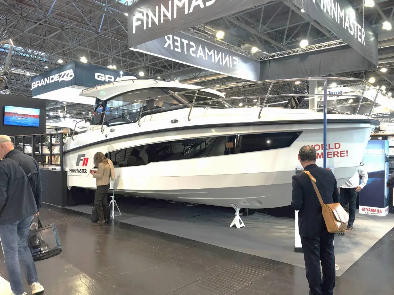 Billede 1 - Finnmaster F11 /twin Yamaha F300XSB2