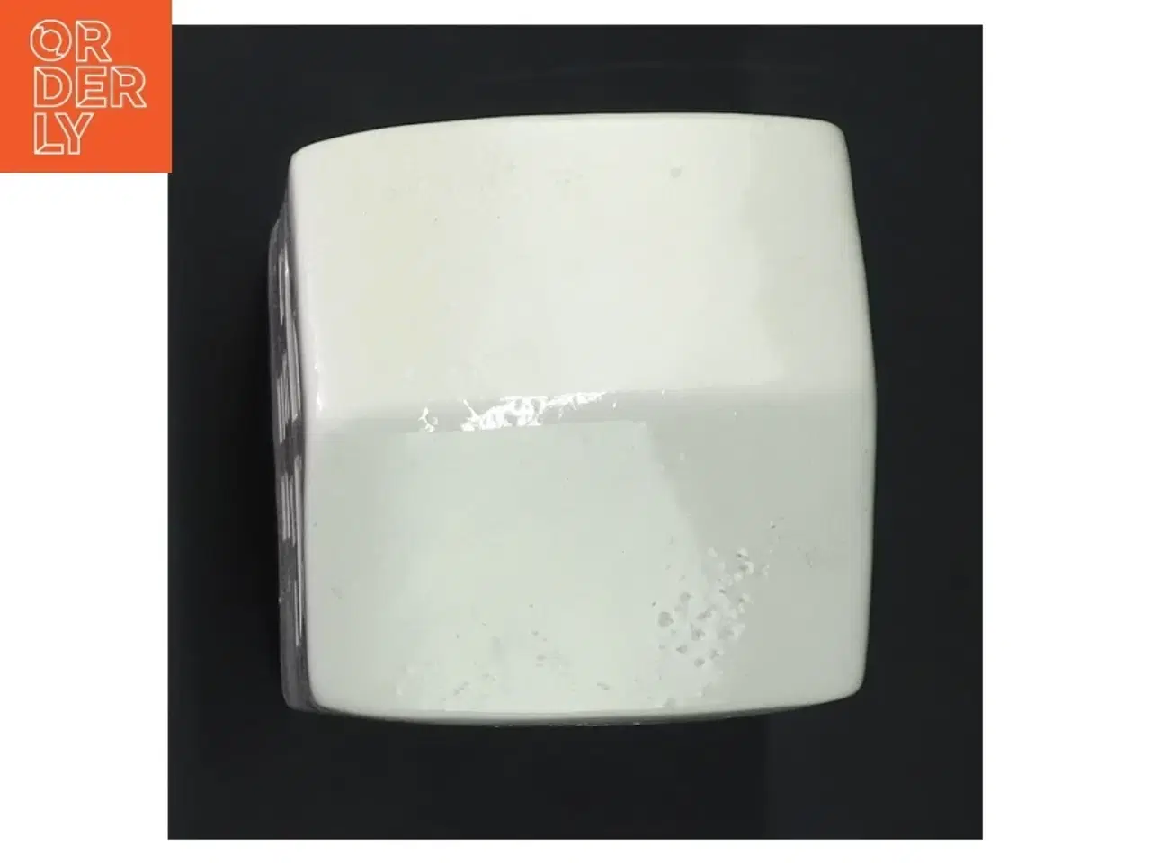 Billede 4 - Keramisk hus (str. H. 14 cm)