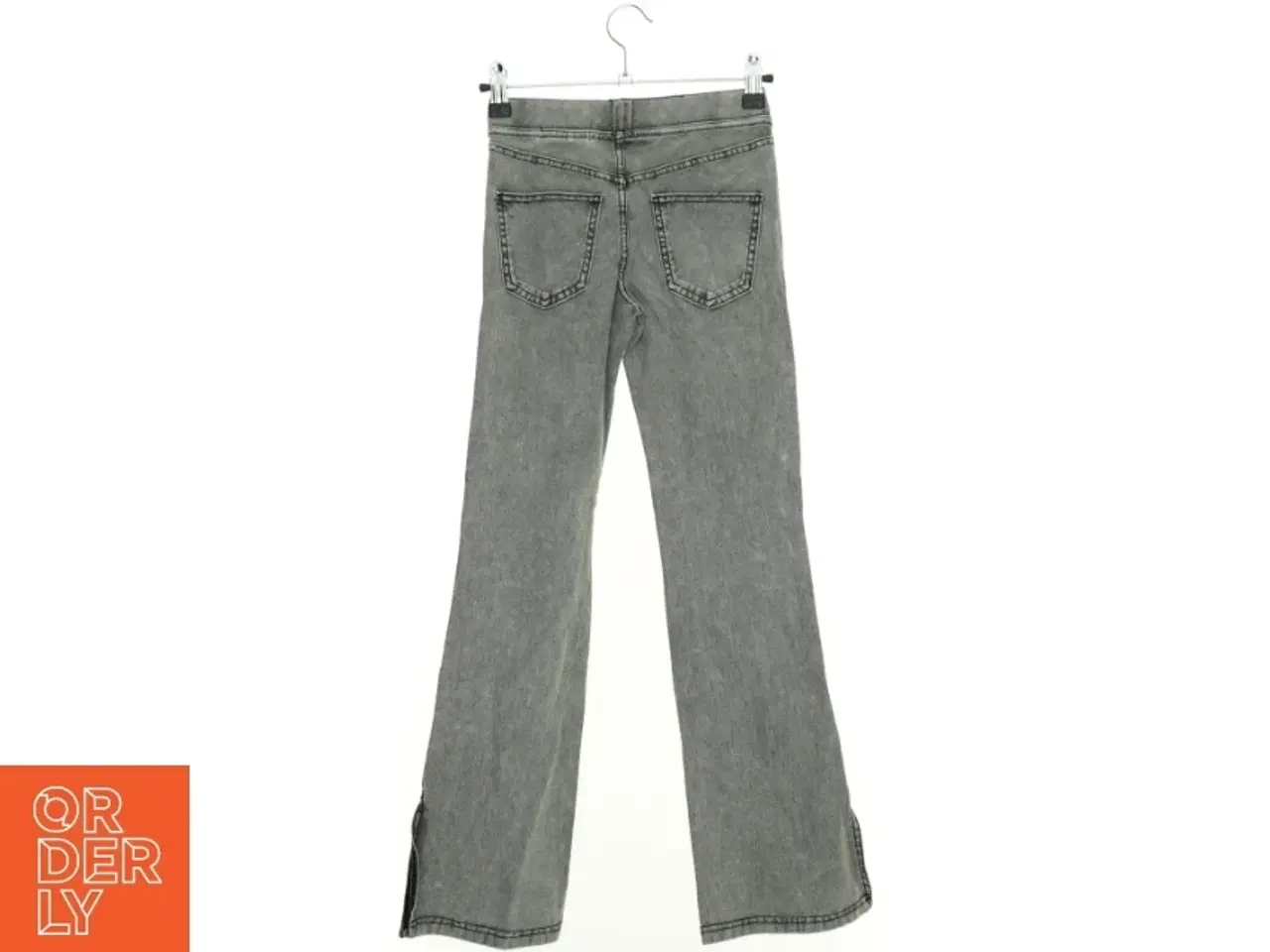Billede 2 - Bukser fra H&M (str. 146 cm)