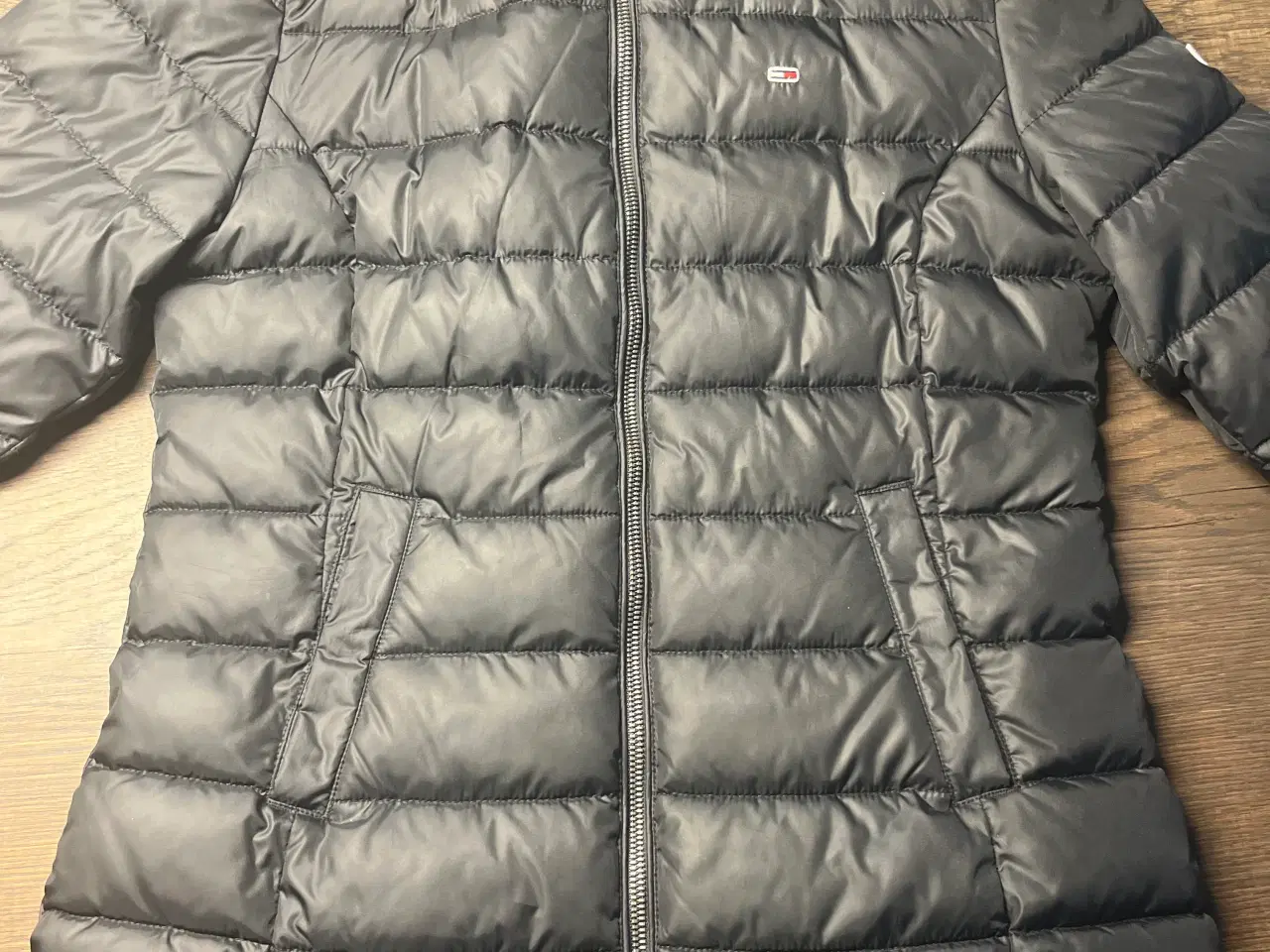 Billede 2 - Tommy Hilfiger Vinterjakke