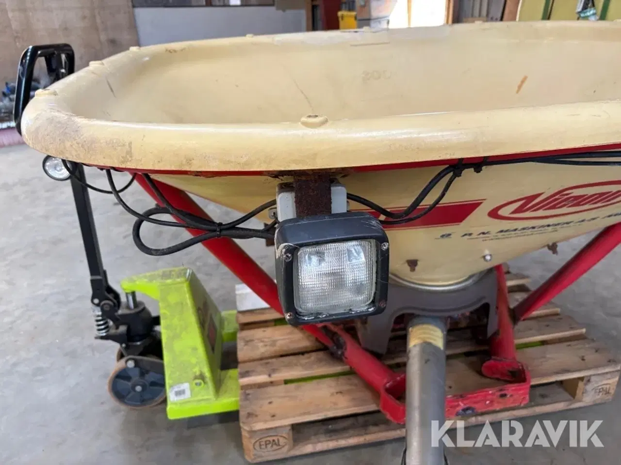 Billede 9 - Gødningsspredere Kverneland PS04 med hydraulikpumpe
