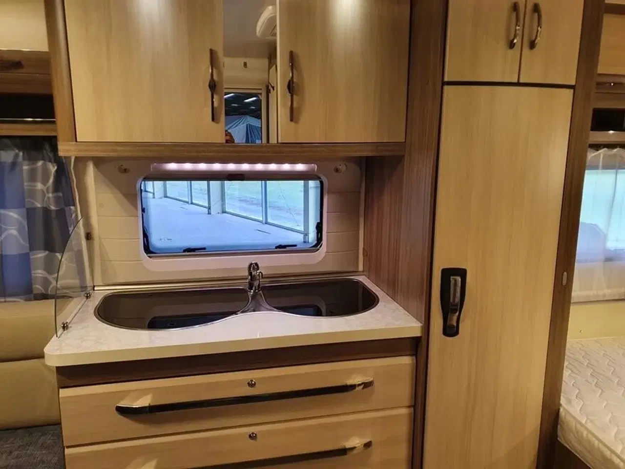 Billede 4 - Hobby de luxe 460 UFe (2016)