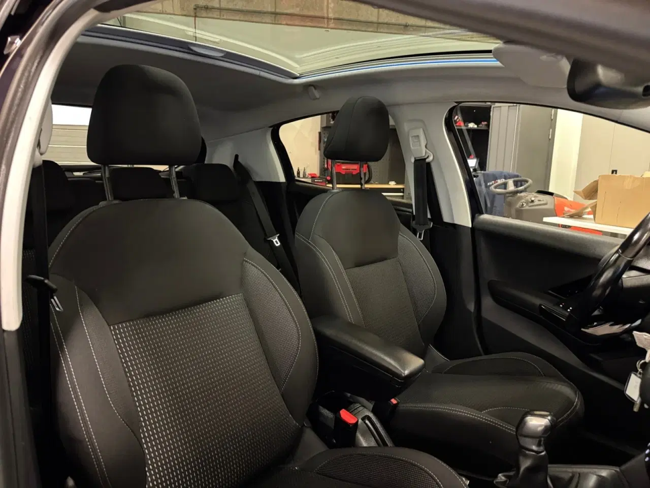 Billede 16 - Peugeot 208 1,6 BlueHDi 100 Allure Sky