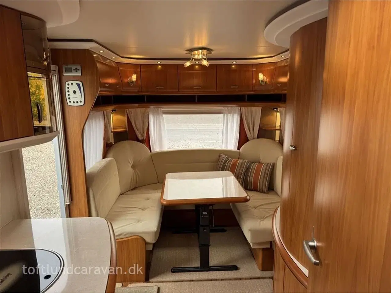 Billede 5 - 2008 - Hobby Excellent 540 UL   ALDE CENTRAL-VARME + GULVVARME + MOVER. m/ENKELTSENGE. TILBUD - hvem kommer først ?