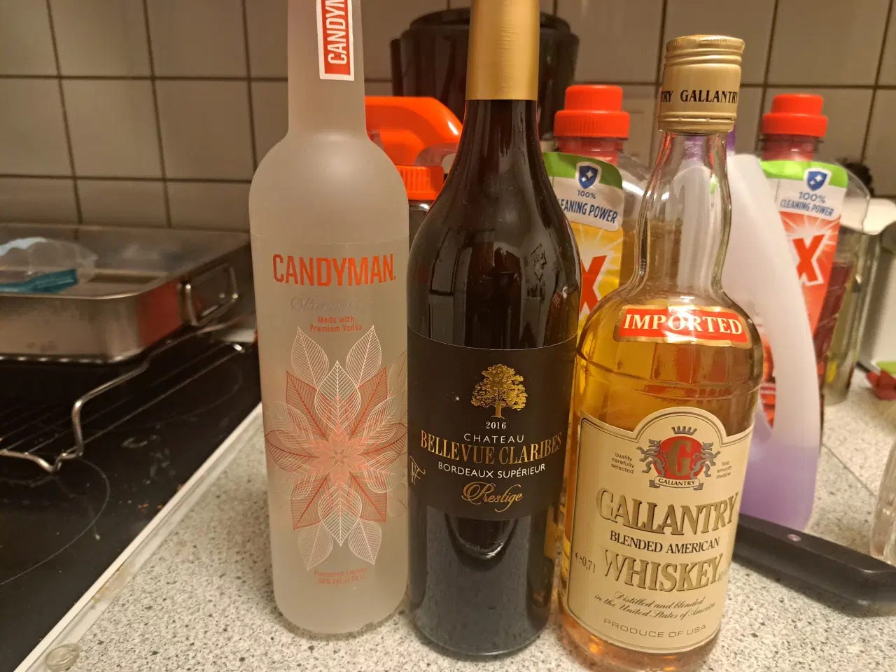 Billede 2 - Tre flasker whisky og vodka