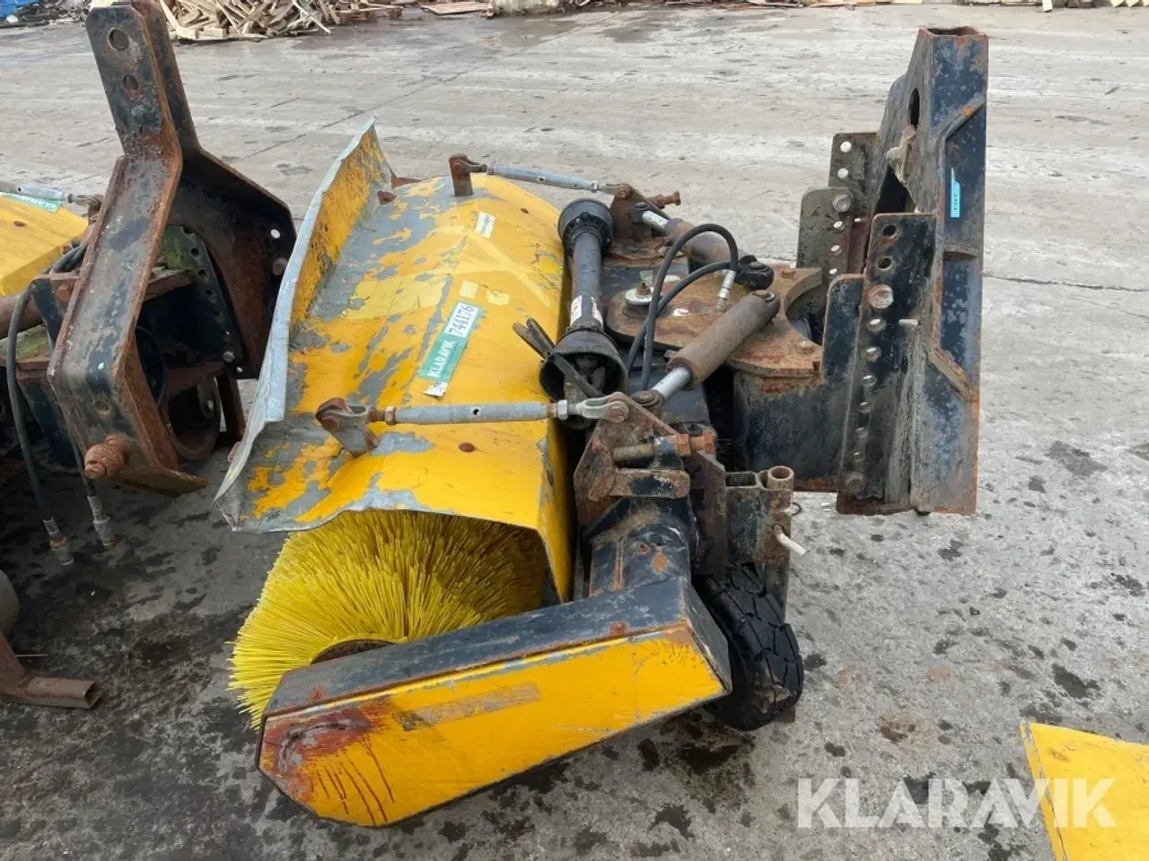 Billede 5 - Entreprenør kost Stensballe FF1300 SP