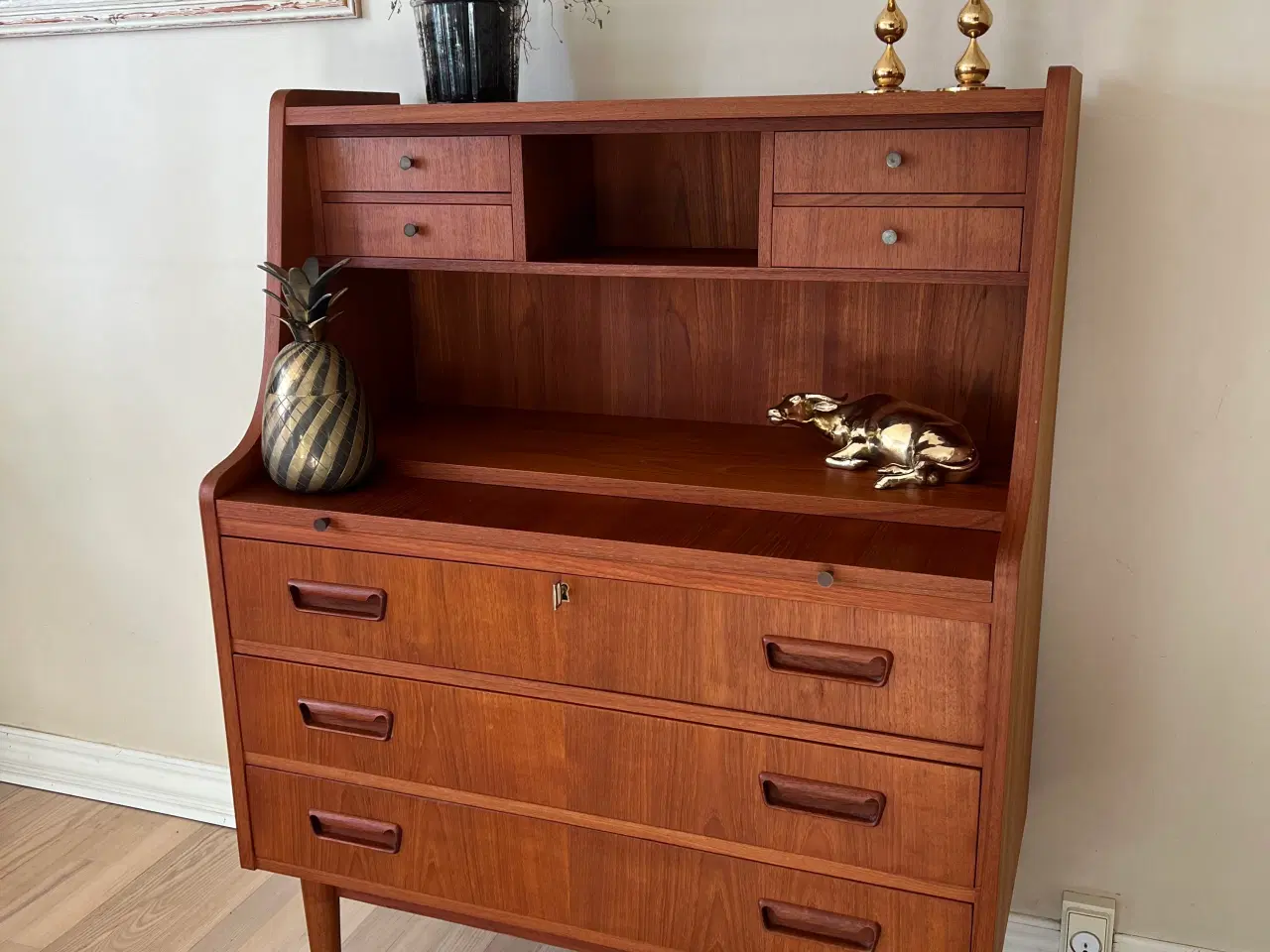 Billede 3 - Smukt teak chatol fra 60’erne i dansk design 