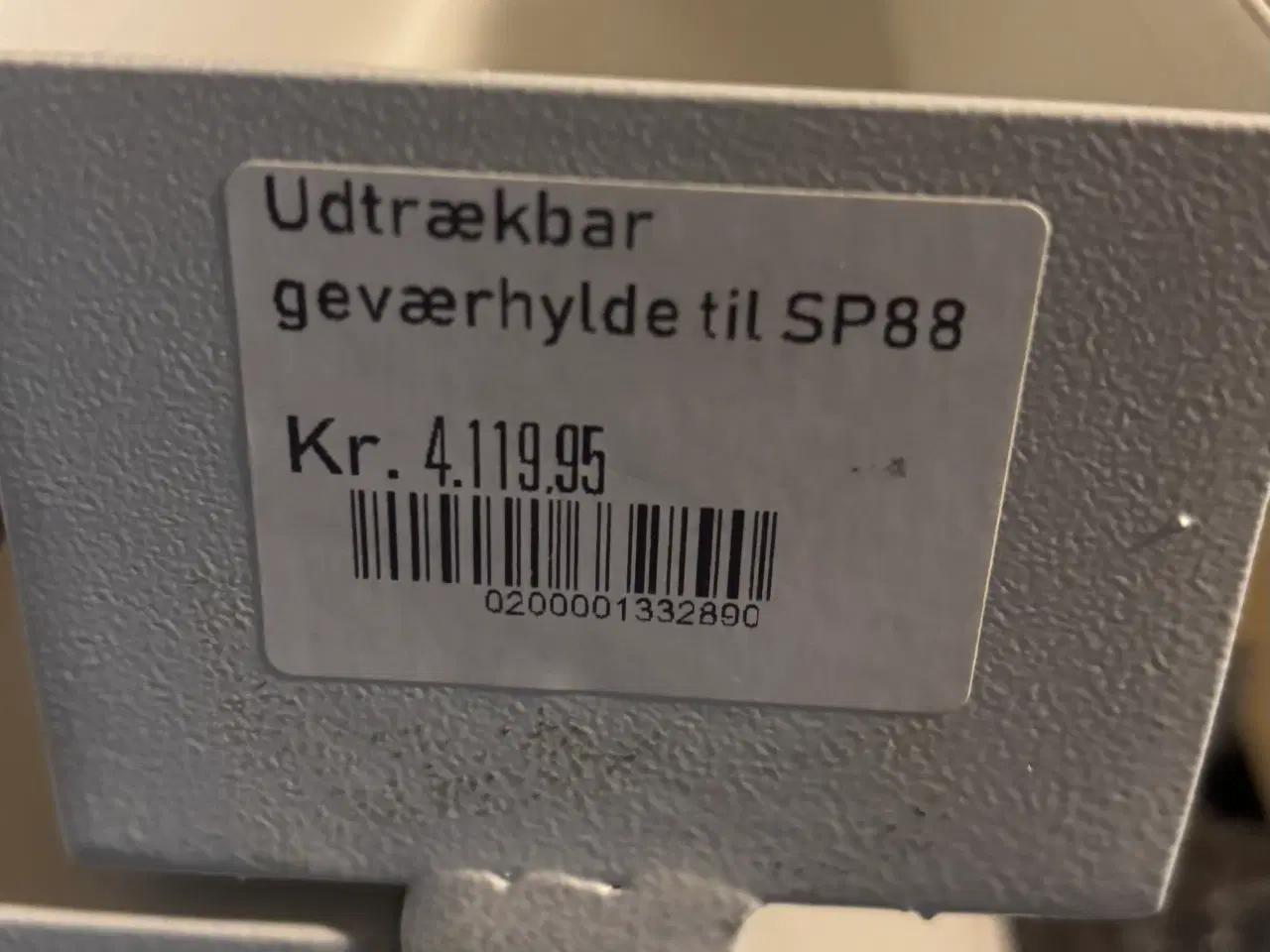 Billede 3 - Udtrækbar geværhylde til sp88