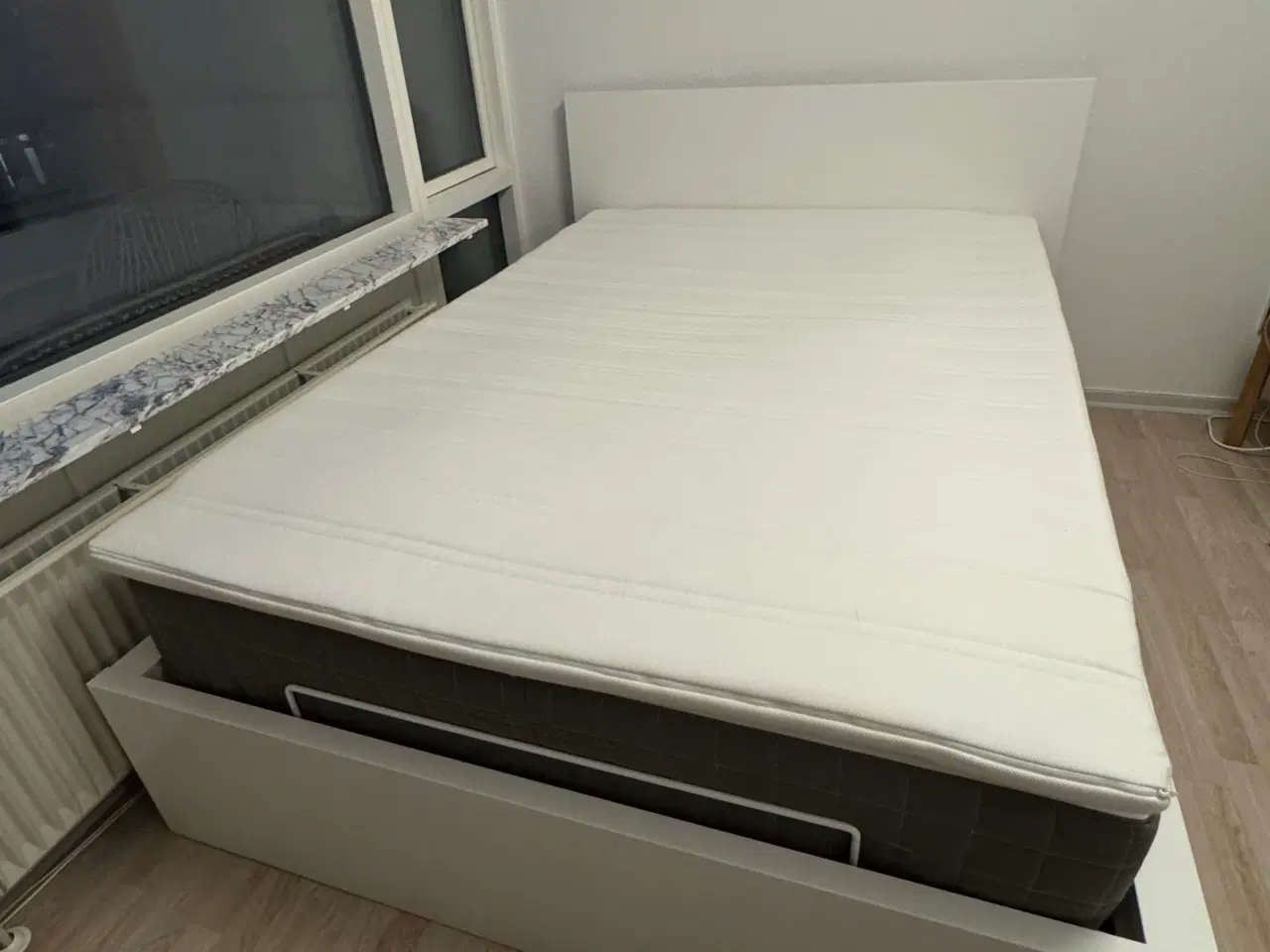 Billede 2 - Ikea MALM seng med opbevaring