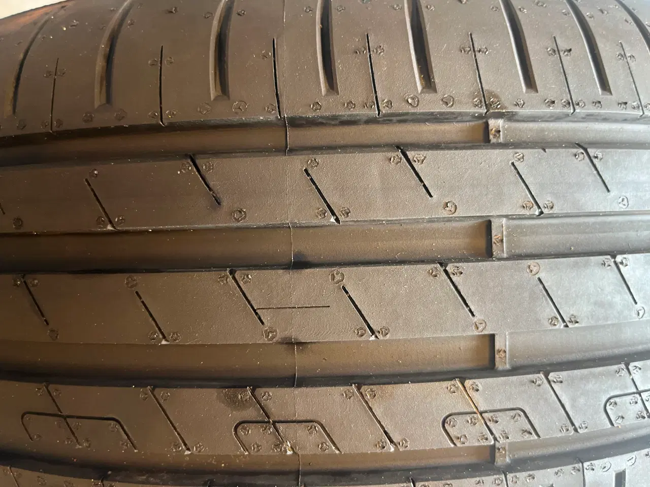 Billede 5 - Sommerdæk 205-55-17 Goodyear.