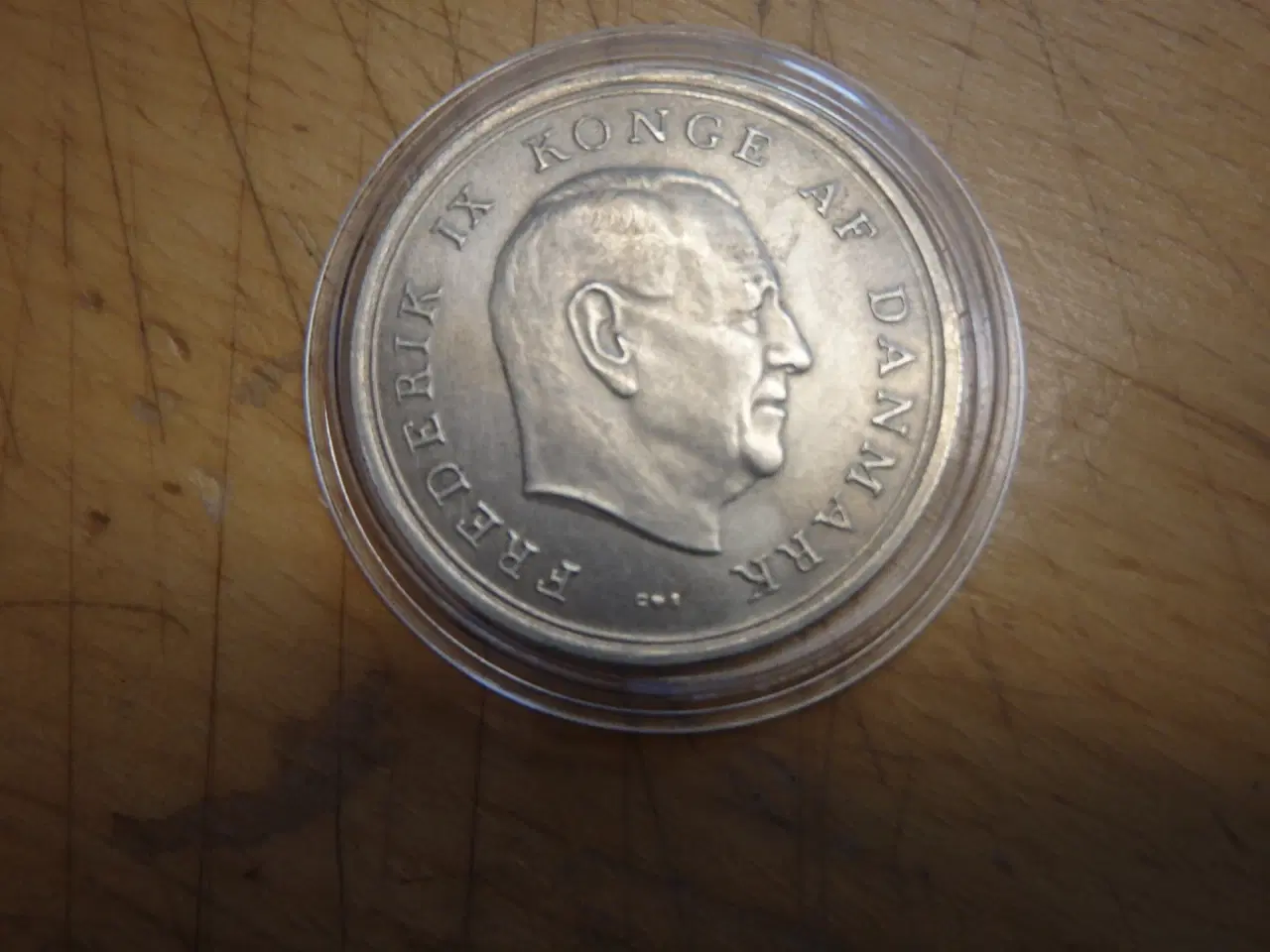 Billede 2 - 10 kr. sølv Prinsesse Margrethes bryllup m. Henrik
