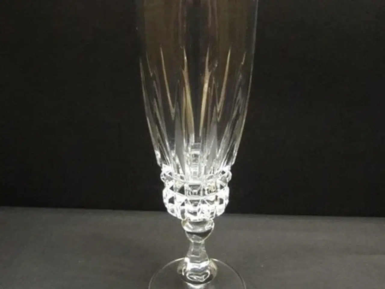 Billede 1 - Minuet Champagneglas. H:185 mm.